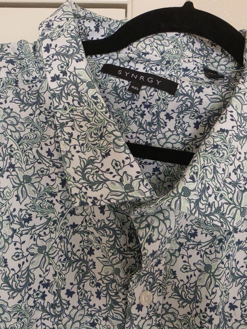 Synergy Men's White Floral Button-Up Shirt with Green & Navy Print 4XL